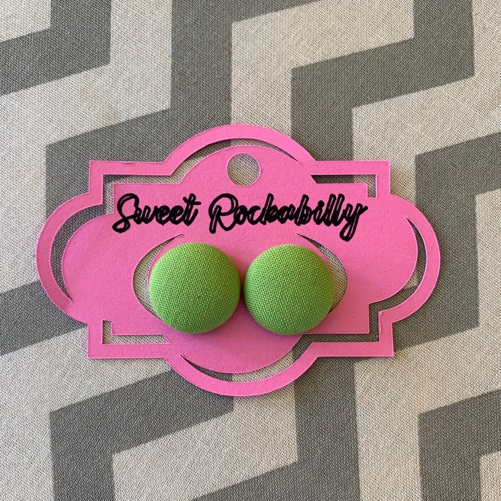 Lime Green Round Earrings🍀☘️